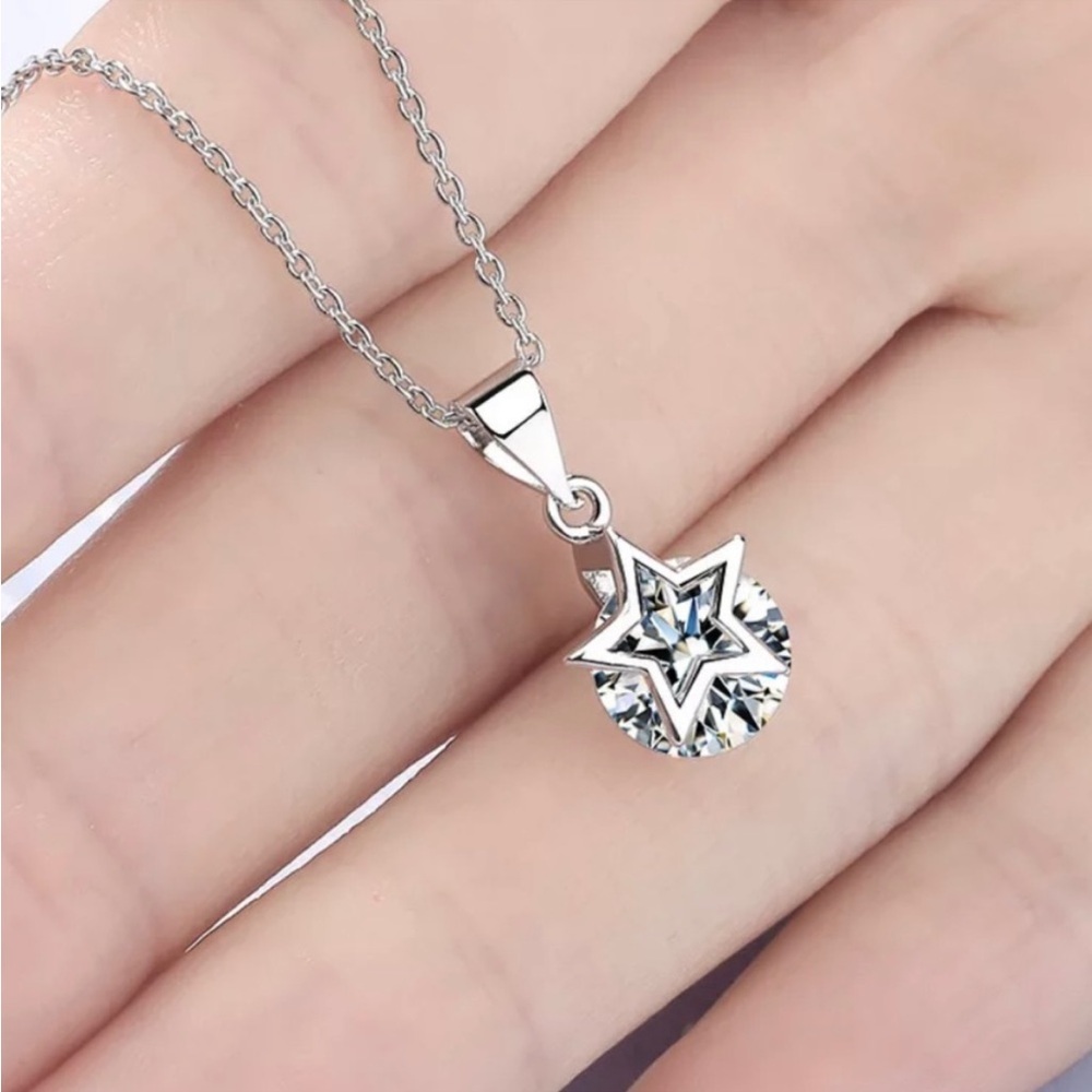 925 Sterling Silver Diamond Star Necklace